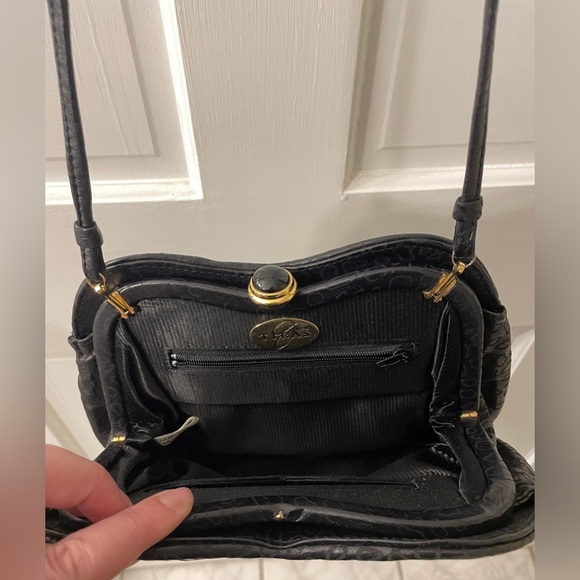 Vintage Tira’s Embossed Cheetah Leather Clutch/Purse - Picture 4 of 6